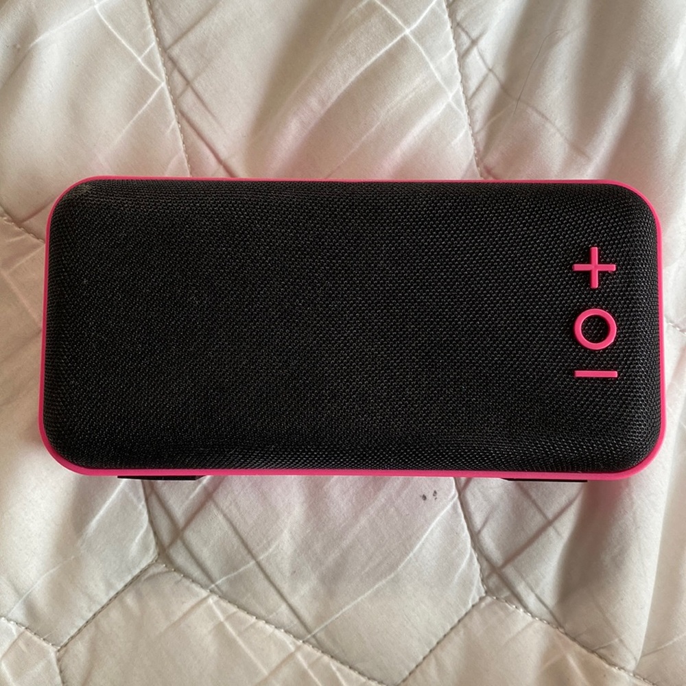 Polaroid Speaker